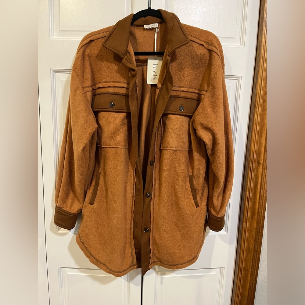 La Miel shacket, Camel color, size small